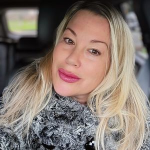 Meet your Posher, Tania